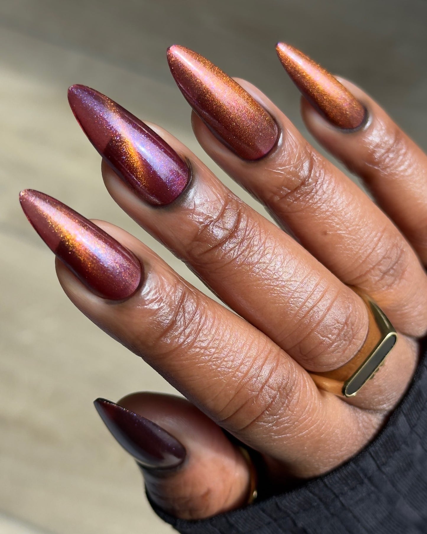 Fireside Amethyst (magnetic)