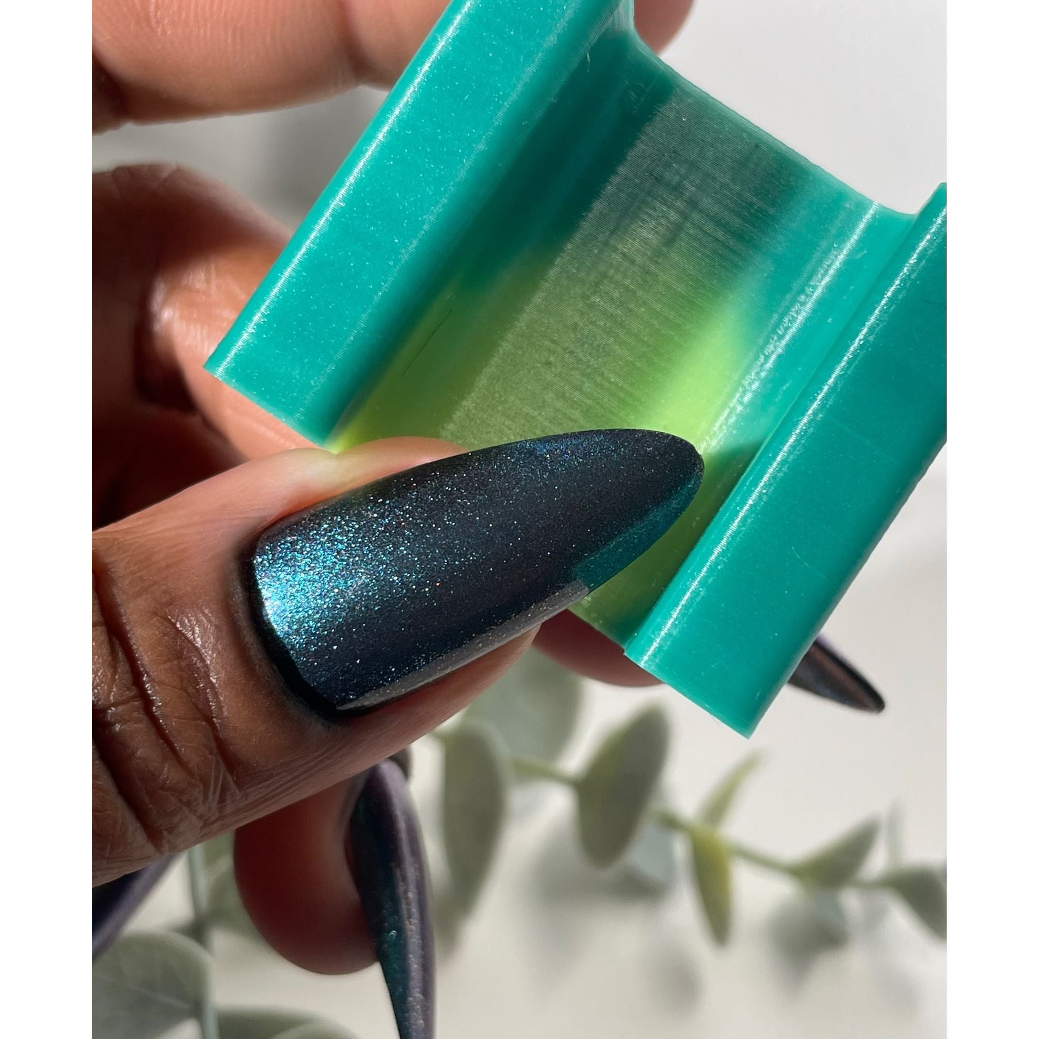 Thermal Velvet Magnet